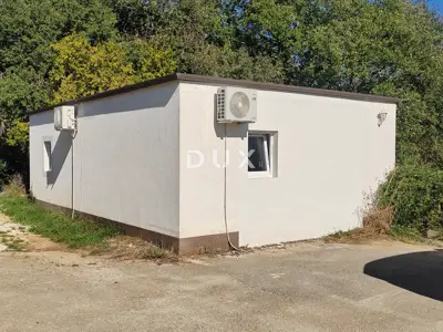 Haus 1.369 m², Poreč - großes Grundstück und Meeresnähe - 10