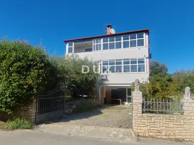House for sale in Poreč, 546,6 m²