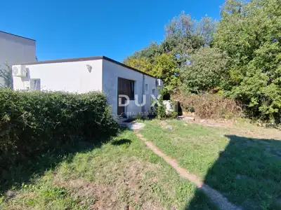 Haus 1.369 m², Poreč - großes Grundstück und Meeresnähe - 9