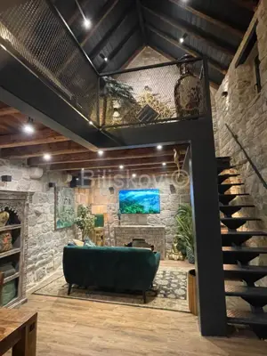 Kamena kuća 80 m², Kaštel Stari, centar i 50 m od mora - 9