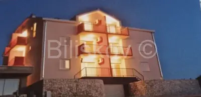 Wohnung 32 m², Supetar auf Brač, möbliert und mit Garage - 2