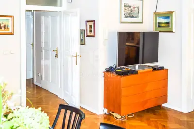 Apartment, Maksimir-Lašćina, 3 rooms with gallery and balcony