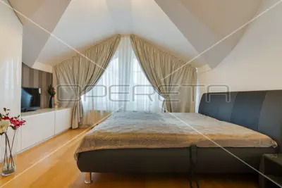 Wohnung 189 m², Maksimir - in der Nähe des Maksimir-Waldes, Garage - 13