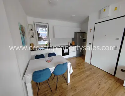 Apartment 55 m², Šibenik - Meerblick und Strand 60 m - 11