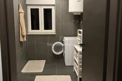 House 1,190 m², Naklice near Omiš, quiet settlement - 8