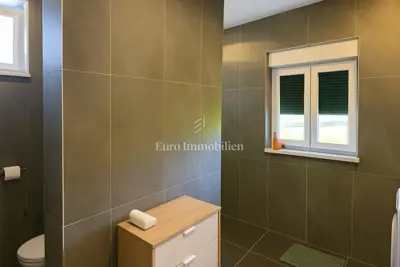 House 1,190 m², Naklice near Omiš, quiet settlement - 9