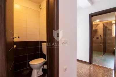 Apartment 132 m², Srdoči, Rijeka - yard and 4 parking spaces - 15