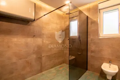 Apartment 132 m², Srdoči, Rijeka - yard and 4 parking spaces - 14