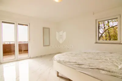 Apartment 132 m², Srdoči, Rijeka - yard and 4 parking spaces - 7