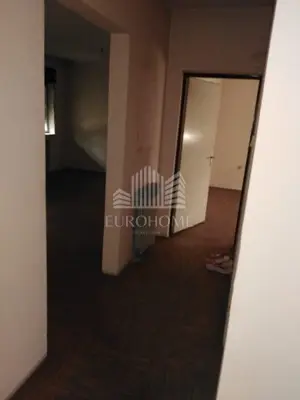 Stambeno-poslovni objekt 300 m², Sesvete - frekventna lokacija - 5