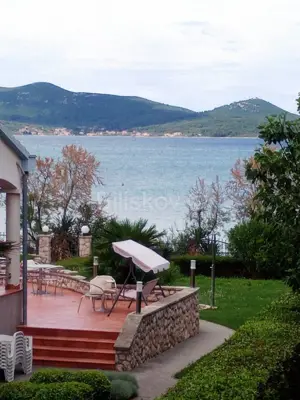 Sukošan, samostojeća kuća, vrt, garaža - 9