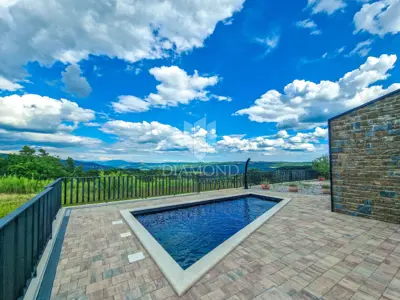 Haus 145 m², Grožnjan - Pool und atemberaubender Panoramablick - 17