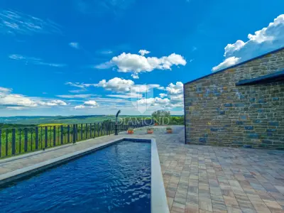 Haus 145 m², Grožnjan - Pool und atemberaubender Panoramablick - 14