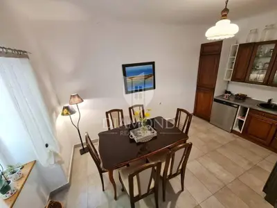 Steinhaus 110 m², Labin - Ortszentrum und großes Grundstück - 18