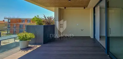 Apartment 95 m², Novigrad - covered terrace and summer kitchen - 3