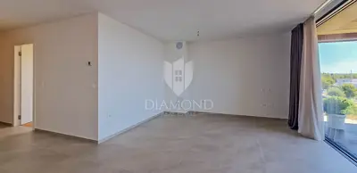 Apartment 95 m², Novigrad - covered terrace and summer kitchen - 4