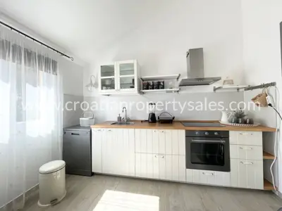 Apartment, Šolta, 90 m², 3-room, 195 000 € - 6