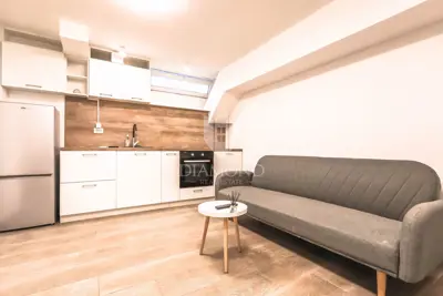 Commercial space 32 m², Trešnjevka - renovated and multifunctional