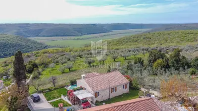 Kuća 35 m², Buje okolica - panoramski pogled na more - 4
