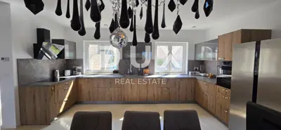 Villa 236 m², Rovinj - Pool und zusätzliche Wohnung - 12