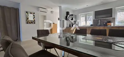 Villa 236 m², Rovinj - Pool und zusätzliche Wohnung - 14