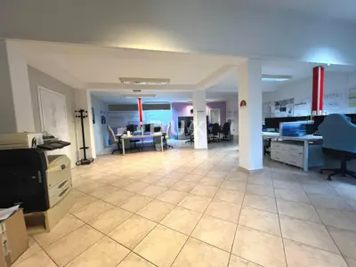 ISTRIA, PULA - Commercial space in Kaštanjer 150 m² - 3