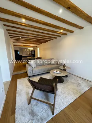 Apartment 133 m², Šibenik - first row to the sea on the waterfront - 3