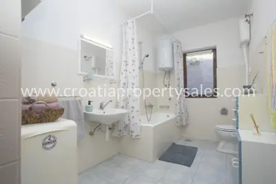 Haus 148 m², Otok Brač - 200 m vom Meer - 6