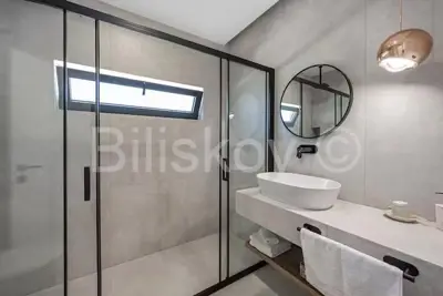 Villa 215 m², Seget bei Trogir, ruhige Lage und Privatsphäre - 12