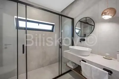 Villa 215 m², Seget bei Trogir, ruhige Lage und Privatsphäre - 12