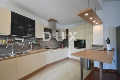 Villa 380 m², Bregi - panoramic sea view - 12