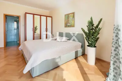 Villa 380 m², Bregi - panoramic sea view - 16