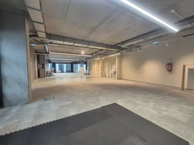 Poslovni prostor 960 m², Buzin, moderno i fleksibilno uređenje - 9
