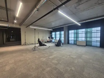 Gewerberaum 960 m², Buzin, moderne und flexible Gestaltung - 7