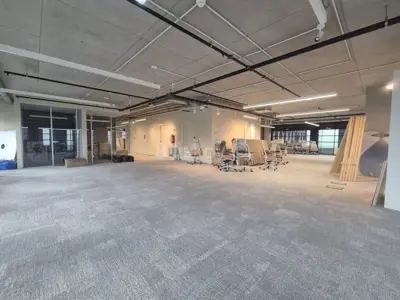 Gewerberaum 960 m², Buzin, moderne und flexible Gestaltung - 6