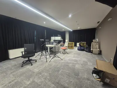 Gewerberaum 960 m², Buzin, moderne und flexible Gestaltung - 2