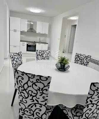 House 380 m², Mikulići, quiet location near the center of Zagreb - 22
