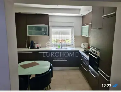 House 380 m², Mikulići, quiet location near the center of Zagreb - 11