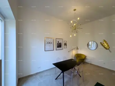 Apartment in Pula, Center - renovated in 2024, Austro-Hungarian building - 12