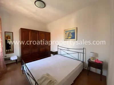 Apartments 100 m², Brač Island, first row to the sea - 8