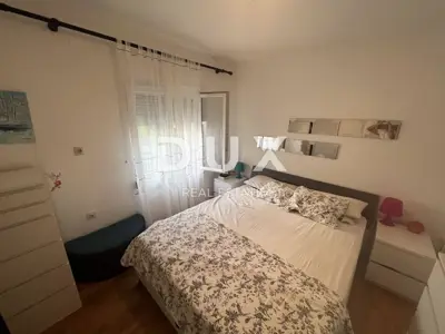 Rijeka, Zamet, 4-sobni stan, 88 m², terasa 55 m², uređen - 9