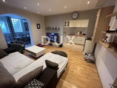 Rijeka, Zamet, 4-Zimmer-Wohnung, 88 m², Terrasse 55 m², renoviert