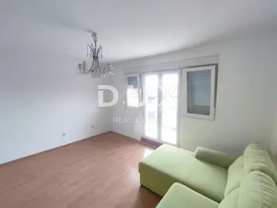 Apartment 83 m², Vidikovac Pula - 2 bedrooms + living room, 3 balconies and garden - 2