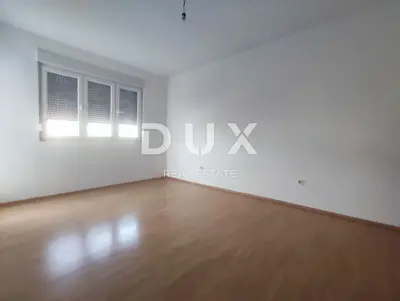 Apartment 83 m², Vidikovac Pula - 2 bedrooms + living room, 3 balconies and garden - 6