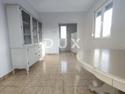 Apartment 83 m², Vidikovac Pula - 2 bedrooms + living room, 3 balconies and garden - 11