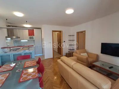 Stan 70 m², Pazdigrad, Split - dvije spavaće sobe i lođa