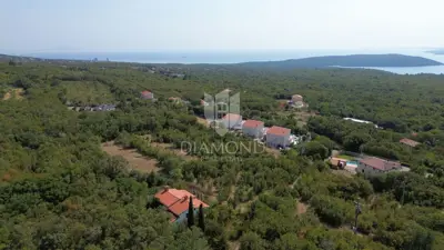 Building plot 1,421 m², Labin - quiet location - 3