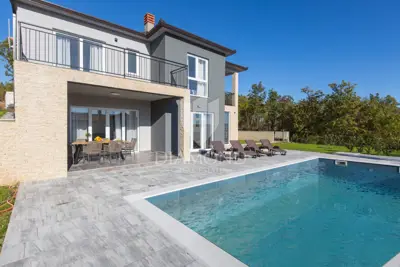 Labin, neu erbautes Ferienhaus mit Pool - 2