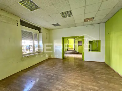 Commercial space 150 m², Kaštel Gomilica by the main road - 9