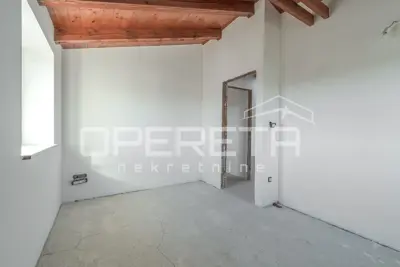 Kuća 120 m², Vižinada - mirna lokacija i pogled na prirodu - 10